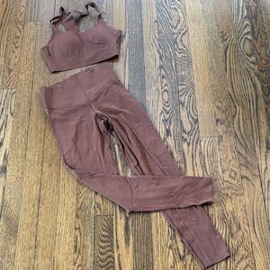 Aerie Offline Brown Activewear Set, leggings (S) & sports bra (XS), scalloped
